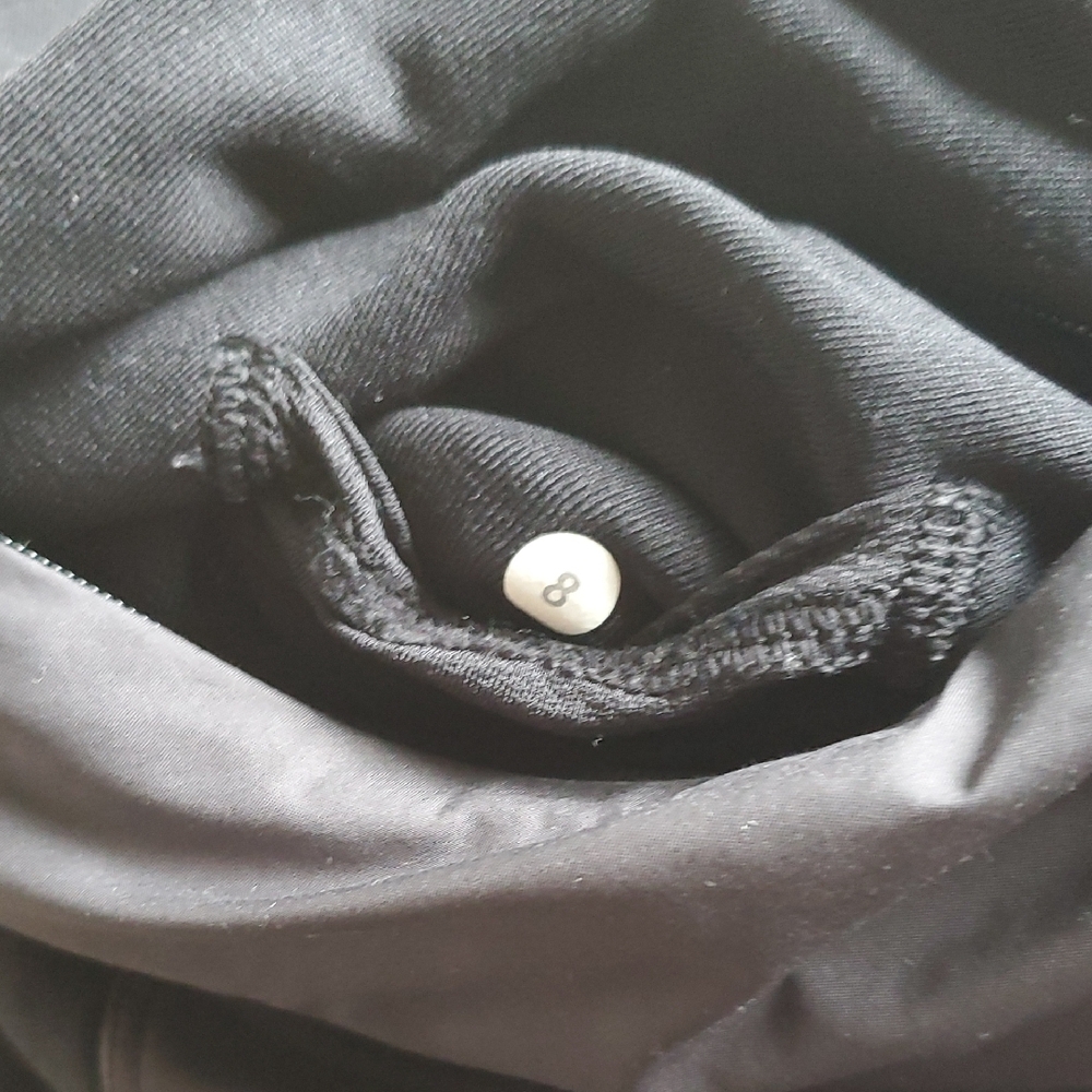 Lululemon Snug Sprinter Jacket Size 8 - Picture 16 of 16